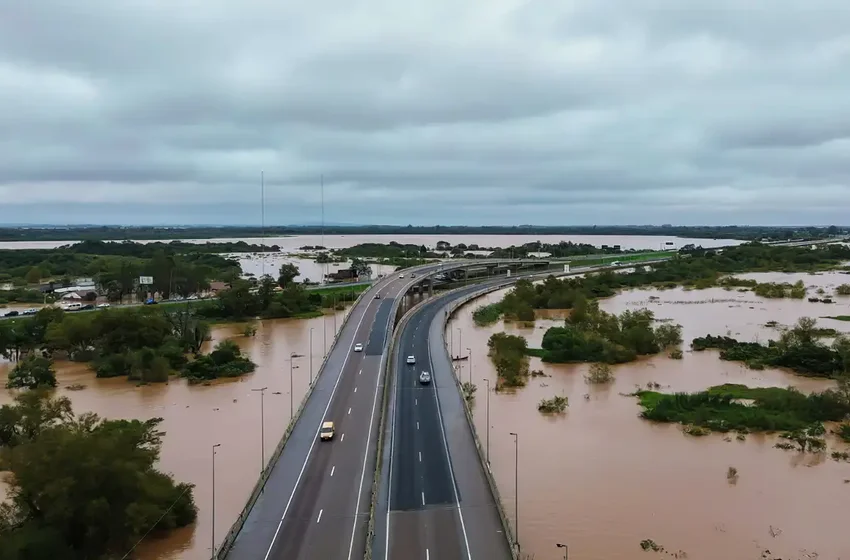 Chuvas: comporta de segurança rompe na zona norte de Porto Alegre